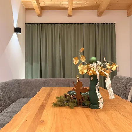 Apartment Haus3310 *